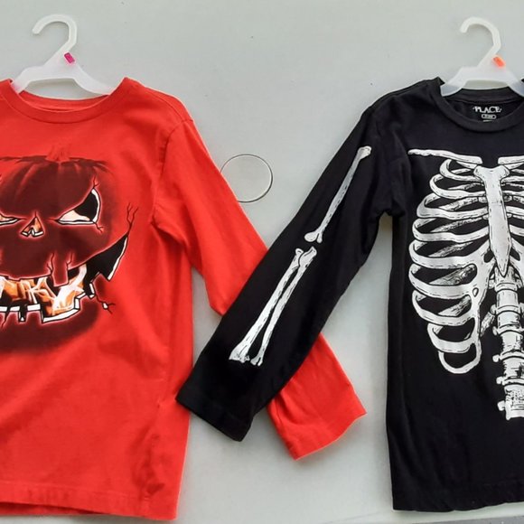 The Children's Place Halloween pumpkin and skeleton shirts boy size 5/6 - Picture 1 of 3
